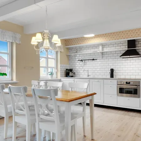 Holiday home Romantic And Charming In